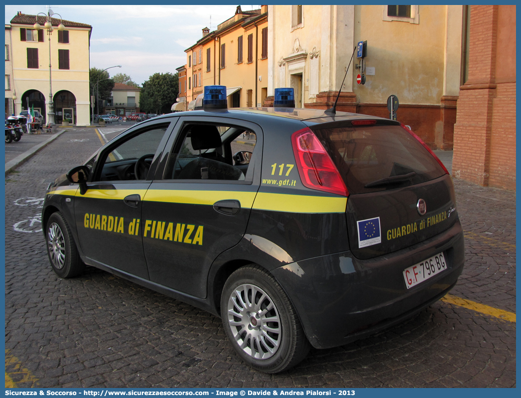 GdiF 796BG
Guardia di Finanza
Fiat Grande Punto
Parole chiave: GdiF;G.D.F.;GDF;Guardia di Finanza;Fiat;Grande Punto;796BG