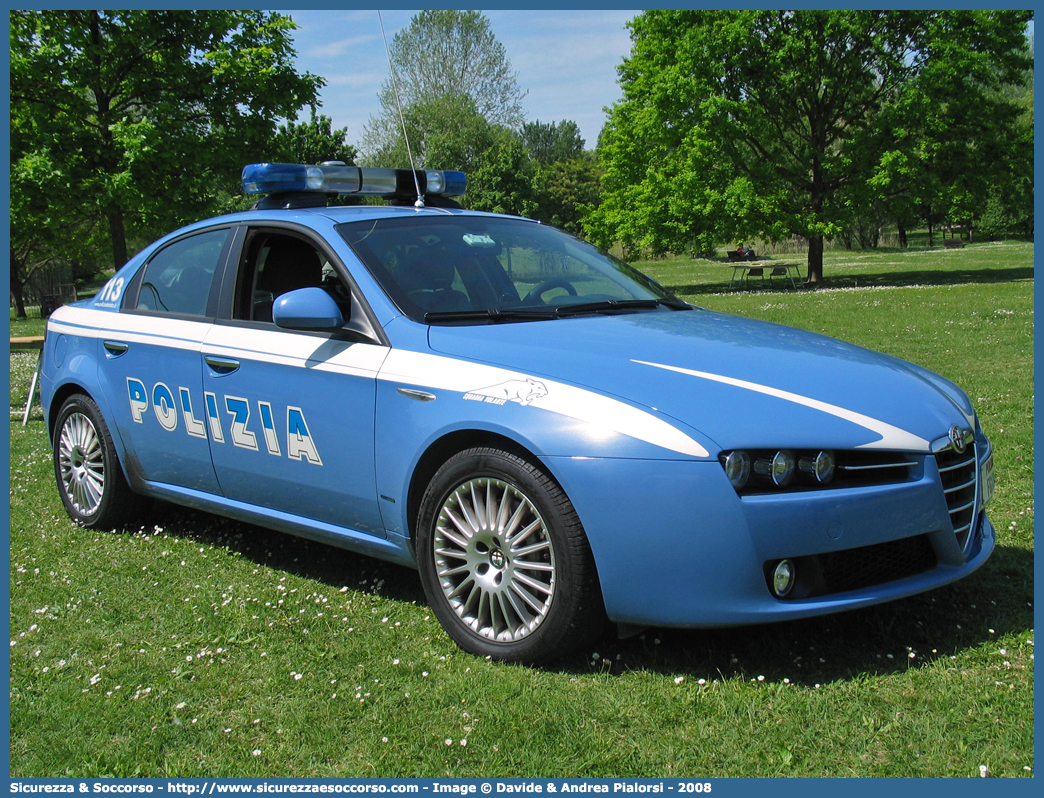 Polizia F6179
Polizia di Stato 
Squadra Volante
Alfa Romeo 159
Parole chiave: PS;P.S.;Polizia;di;Stato;Pubblica;Sicurezza;Squadra;Volante;Alfa;Romeo;159