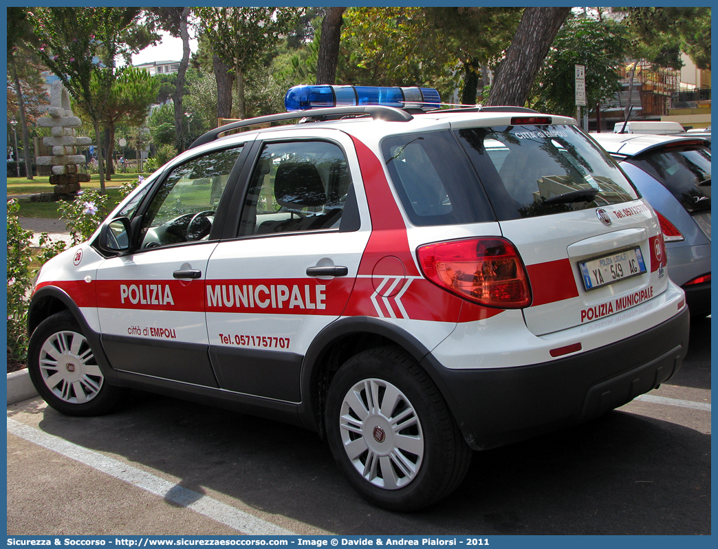 Polizia Locale YA549AG
Polizia Municipale
Comune di Empoli
Fiat Sedici II serie
Parole chiave: Polizia;Locale;Municipale;Empoli;Fiat;Sedici;YA549AG;YA 549 AG