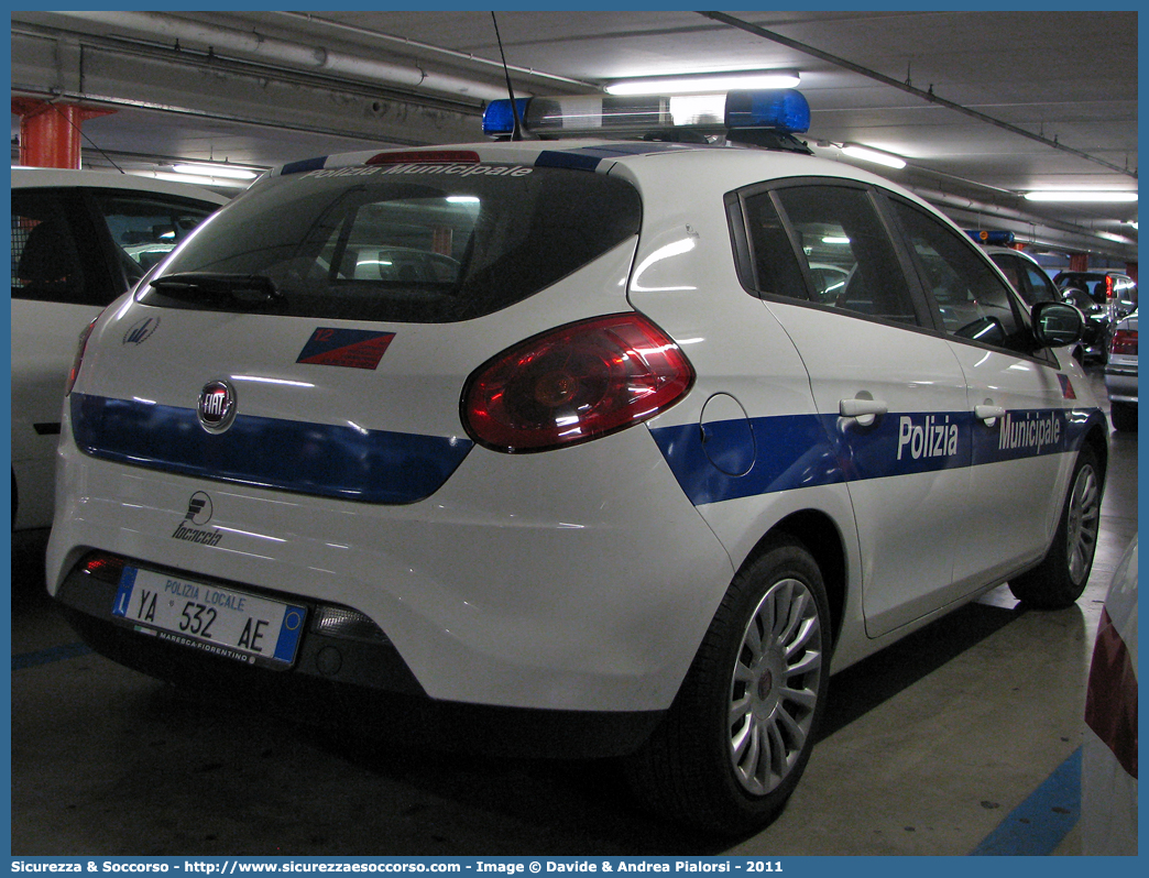 Polizia Locale YA532AE
Polizia Municipale
Unione Comuni Terre e Fiumi
Fiat Nuova Bravo
Allestitore Focaccia Group S.r.l.
Parole chiave: Polizia;Locale;Municipale;Terre e Fiumi;Terre;Fiumi;Copparo;Berra;Formignana;Jolanda di Savoia;Ro;Tresigallo;Fiat;Nuova Bravo;Focaccia;YA532AE;YA 532 AE