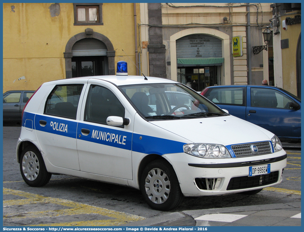 -
Polizia Municipale
Comune di Sant'Alfio
Fiat Punto III serie restyling
Parole chiave: Polizia;Locale;Municipale;Sant&#039;Alfio;Sant Alfio;Fiat;Punto