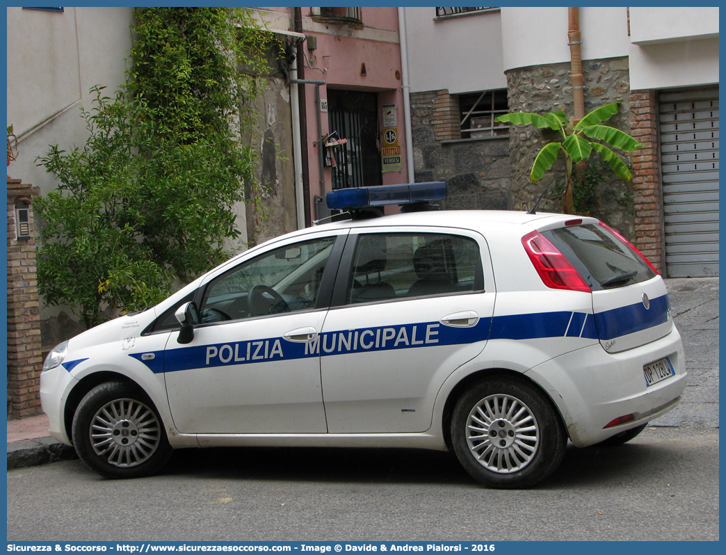 -
Polizia Municipale
Comune di Giardini Naxos
Fiat Grande Punto
Parole chiave: Polizia;Locale;Municipale;Giardini Naxos;Fiat;Grande Punto