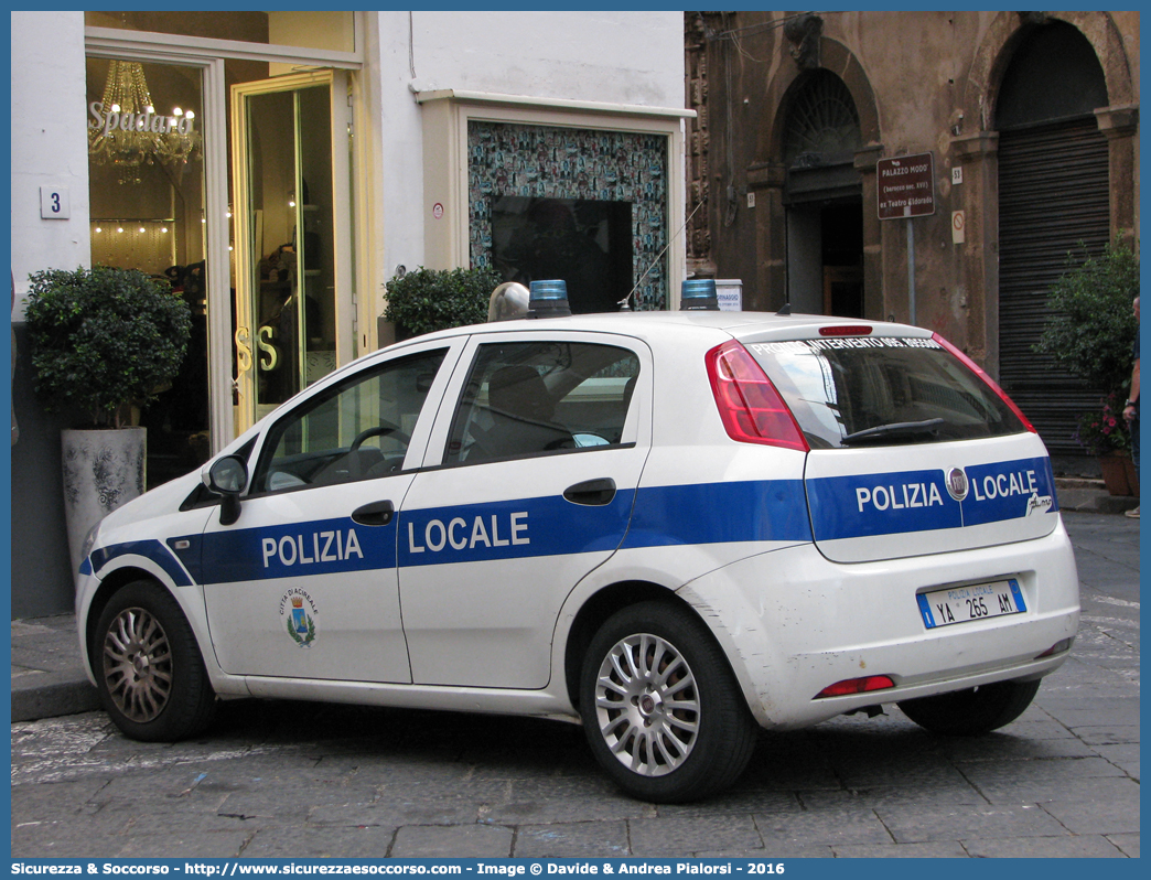 Polizia Locale YA265AM
Polizia Locale
Comune di Acireale
Fiat Grande Punto
Parole chiave: Polizia;Locale;Municipale;Acireale;Fiat;Grande Punto;YA265AM;YA 265 AM