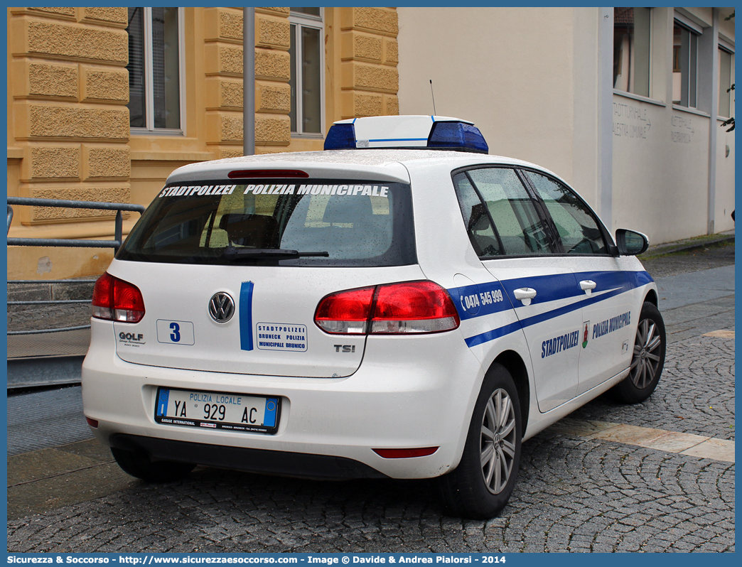 Polizia Locale YA929AC
Polizia Municipale
Comune di Brunico
Volkswagen Golf VI serie
Parole chiave: Polizia;Locale;Municipale;Brunico;Volkswagen;Golf;YA;929;AC