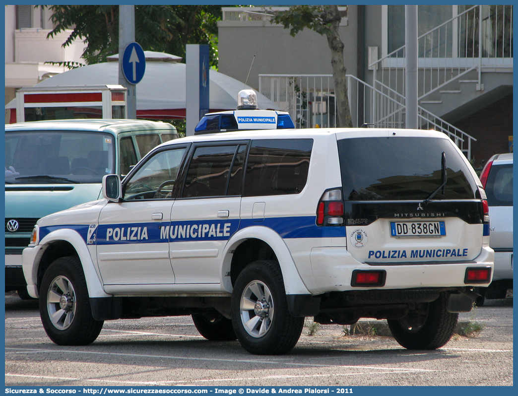 -
Polizia Municipale
Comune di Acri
Mitsubishi Pajero Sport
Parole chiave: Polizia;Locale;Municipale;Acri;Mitsubishi;Pajero;Sport