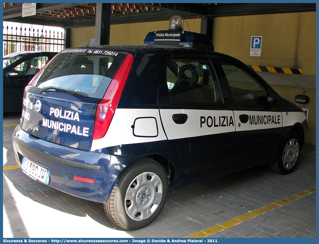 -
Polizia Municipale
Comune di Latiano
Fiat Punto III serie
Parole chiave: Polizia;Locale;Municipale;Latiano;Fiat;Punto