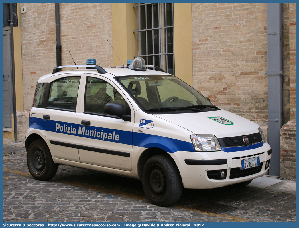 Polizia Locale YA061AG
Polizia Municipale
Comune di Senigallia
Fiat Nuova Panda I serie
Parole chiave: Polizia;Locale;Municipale;Senigallia;Fiat;Nuova Panda;YA061AG;YA 061 AG