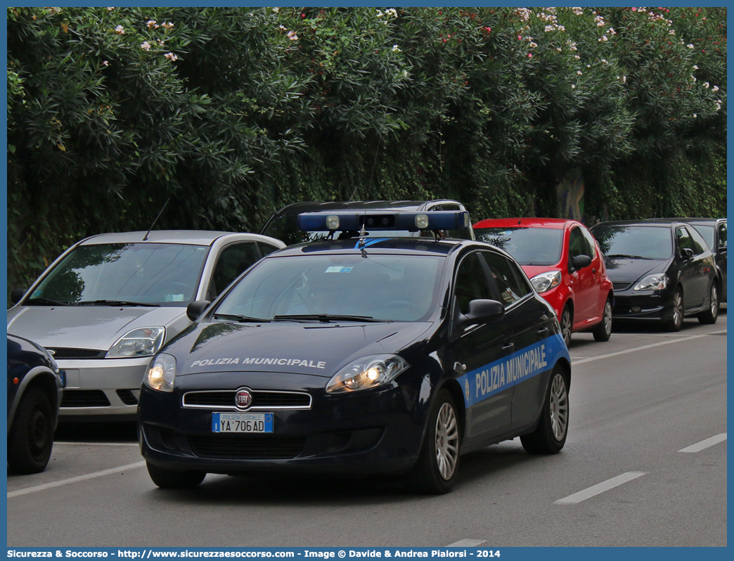 Polizia Locale YA706AD
Polizia Municipale
Comune di San Giustino
Fiat Nuova Bravo
Parole chiave: Polizia;Locale;Municipale;San Giustino;Fiat;Nuova Bravo;YA706AD;YA 706 AD