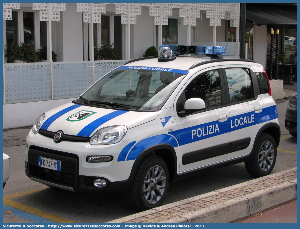 -
Polizia Locale
Comune di San Ginesio
Fiat Nuova Panda 4x4 II serie
Parole chiave: Polizia;Locale;Municipale;San Ginesio;Fiat;Nuova Panda;4x4;4 x 4