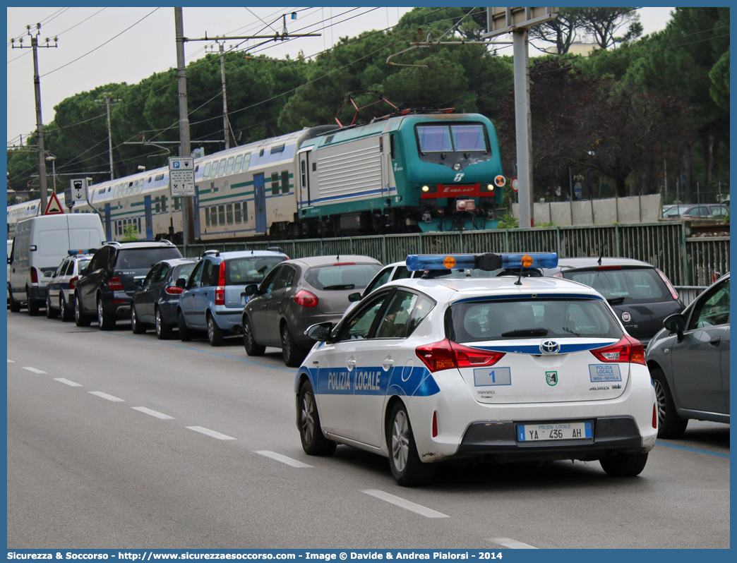 Polizia Locale YA436AH
Polizia Locale
Unione Comuni Misa Nevola
Toyota Auris II serie
Allestitore Ciabilli S.r.l.
Parole chiave: Polizia;Locale;Municipale;Misa Nevola;Corinaldo;Barbara;Castelleone di Suasa;Ostra Vetere;Toyota;Auris;Ciabilli;YA436AH;YA 436 AH