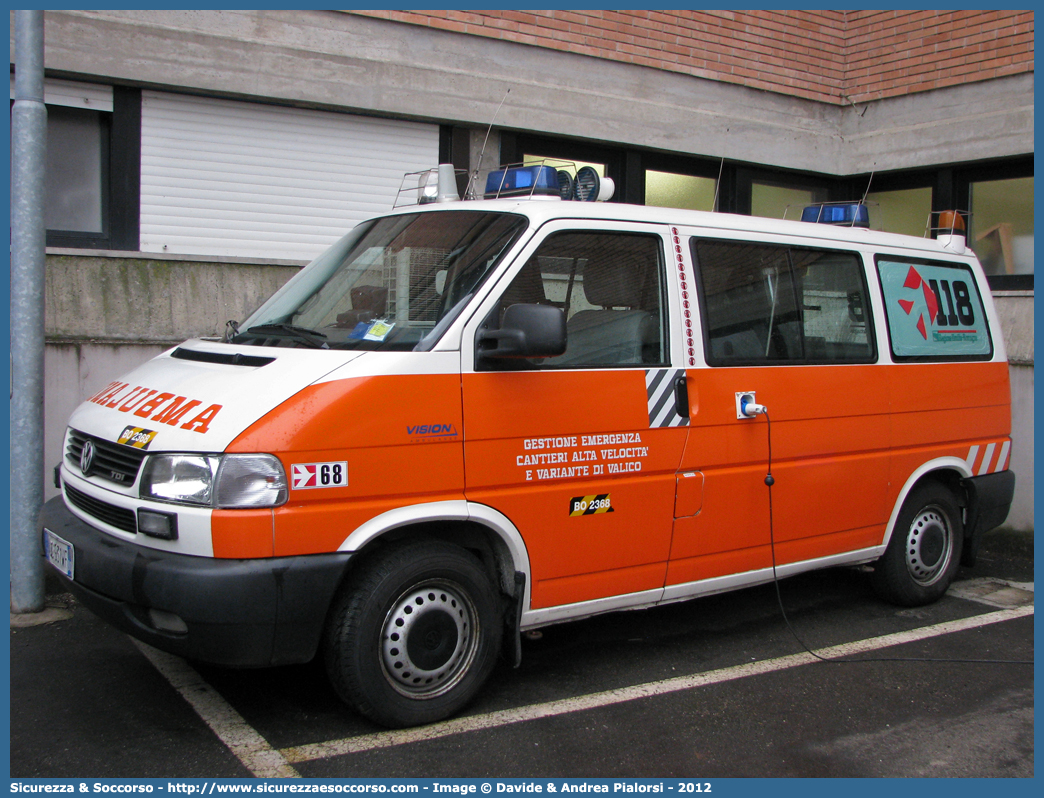 BO 2368
118 Bologna Soccorso
Volkswagen Transporter T4 restyling
Allestitore Vision S.r.l.
Parole chiave: 118;Bologna;Soccorso;Ambulanza;Autoambulanza;Volkswagen;Transporter;T4;Vision;GECAV;Gestione;Emergenza;Cantieri;Alta Velocità;Variante di Valico