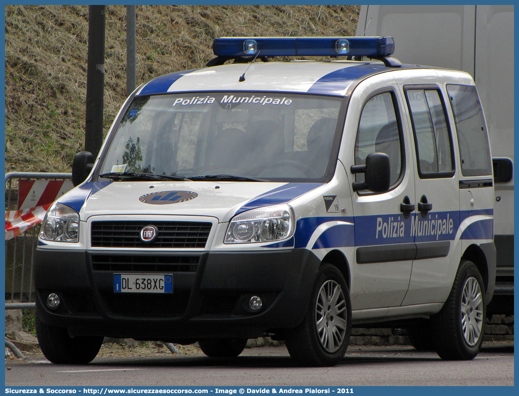 -
Polizia Municipale
Comune di Ferrara
Fiat Doblò I serie restyling
Parole chiave: Polizia;Municipale;Locale;Ferrara;Fiat;Doblo;Doblò