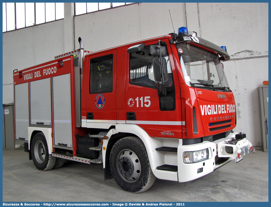 VF 24530
Corpo Nazionale Vigili del Fuoco
Iveco Magirus EuroCargo
120E24 II serie "SuperCity"
Parole chiave: VVF;V.V.F.;Corpo;Nazionale;Vigili;del;Fuoco;AutoPompaSerbatoio;APS;A.P.S.;Iveco;Magirus;EuroCargo;SuperCity;120E24