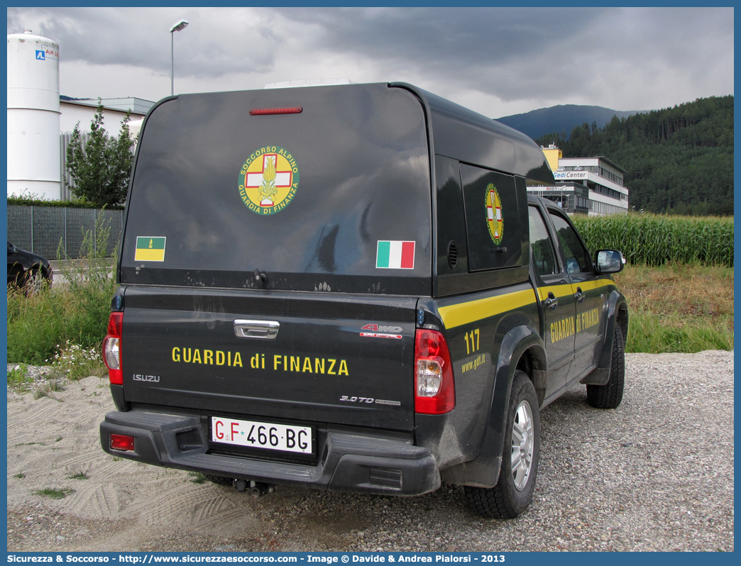 GdiF 466BG
Guardia di Finanza
S.A.G.F.
Isuzu D-Max I serie II restyling
Allestitore Maritan S.r.l.
Si ringrazia il personale per la collaborazione
Parole chiave: GdiF;G.D.F.;GDF;Guardia di Finanza;S.A.G.F.;SAGF;Soccorso Alpino;Isuzu;D-Max;D - Max;Alberto Maritan;466BG;466