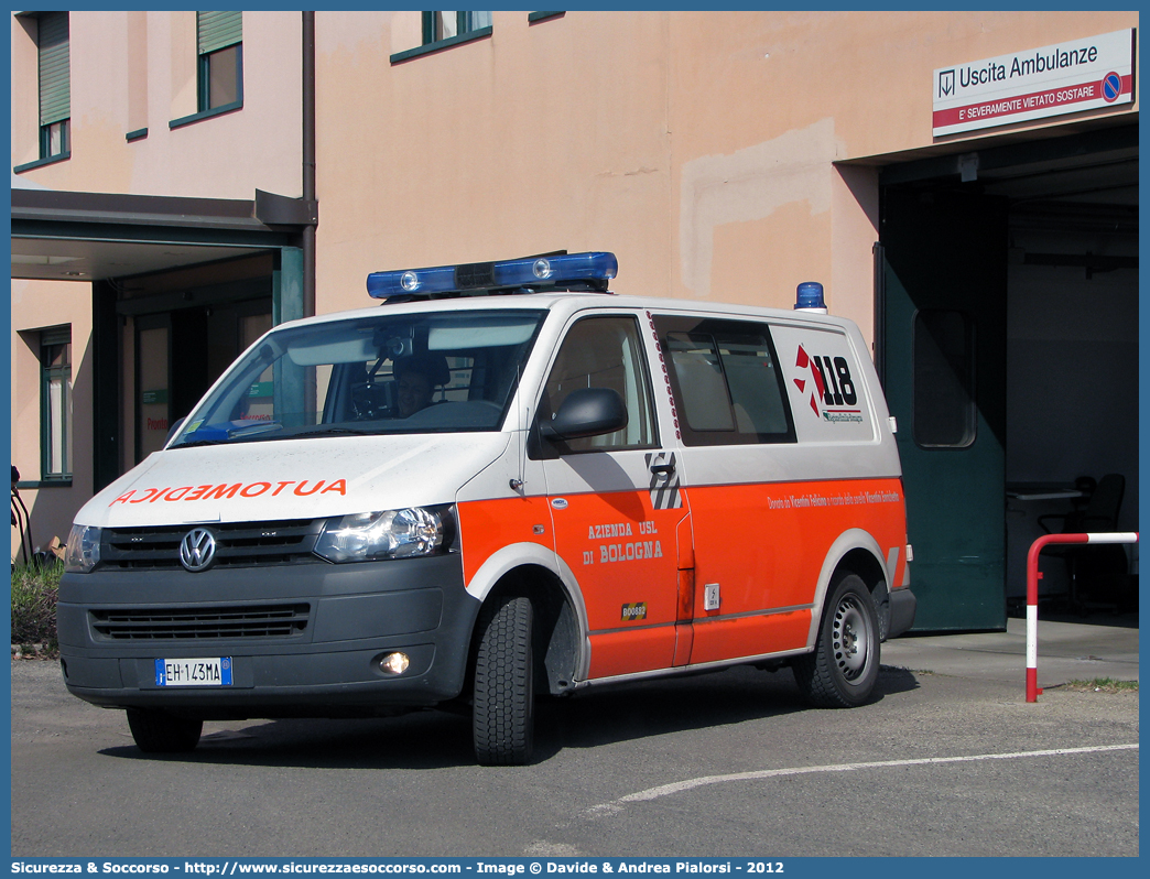 BO 0882
118 Bologna Soccorso
Volkswagen Transporter T5 restyling
Allestitore Vision S.r.l.
Parole chiave: 118;Bologna;Soccorso;Automedica;Volkswagen;Transporter;T5;Vision