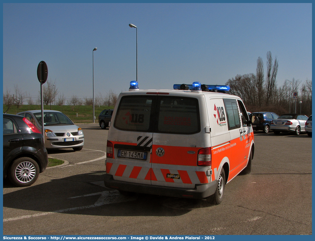 BO 0882
118 Bologna Soccorso
Volkswagen Transporter T5 restyling
Allestitore Vision S.r.l.
Parole chiave: 118;Bologna;Soccorso;Automedica;Volkswagen;Transporter;T5;Vision