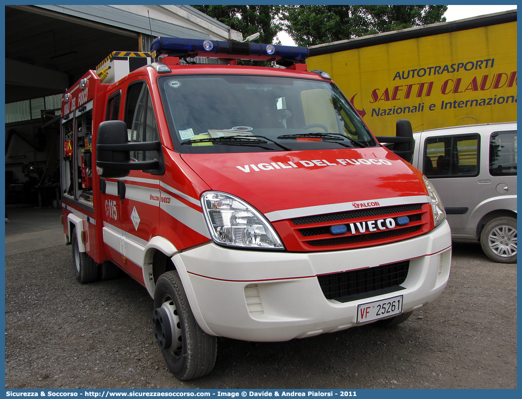 VF 25261
Corpo Nazionale Vigili del Fuoco
Iveco Daily 65C18 IV serie
Allestitore Iveco Magirus
Parole chiave: Corpo;Nazionale;Vigili del Fuoco;Vigili;Fuoco;Polisoccorso;Iveco;Daily;65C18;65 C 18;65C 18;65 C18;Magirus