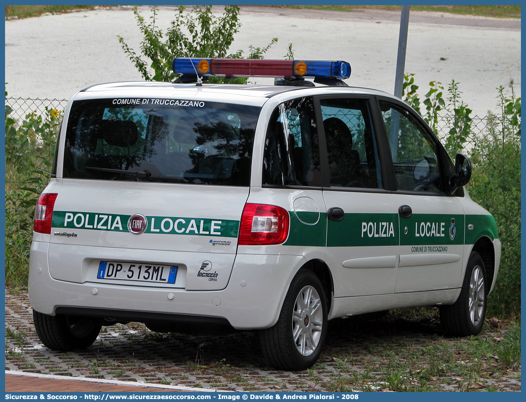 -
Polizia Locale
Comune di Truccazzano
Fiat Multipla II serie
Allestitore Focaccia Group S.r.l.
Parole chiave: Polizia;Locale;Municipale;Truccazzano;Fiat;Multipla;Focaccia