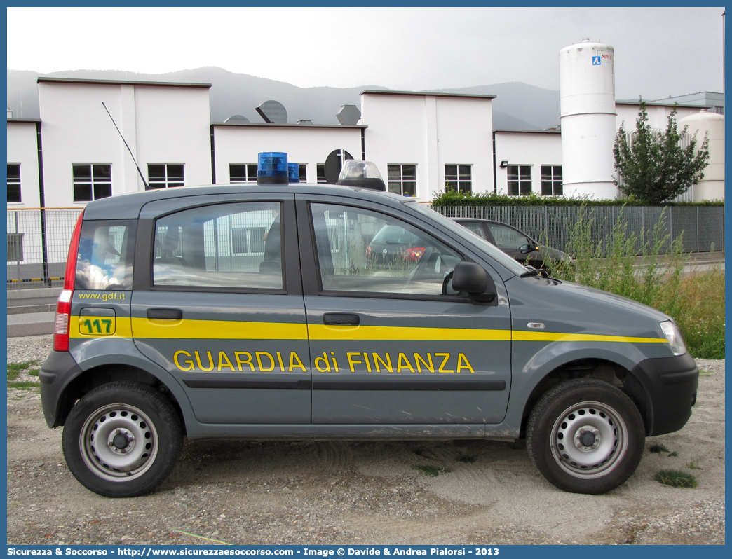 GdiF 744BE
Guardia di Finanza
S.A.G.F.
Fiat Nuova Panda 4x4 I serie
Parole chiave: GdiF;G.D.F.;GDF;Guardia di Finanza;S.A.G.F.;SAGF;Soccorso Alpino;Fiat;Nuova Panda 4x4;744BE