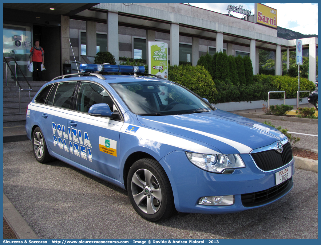 Polizia H7693
Polizia di Stato
Polizia Stradale
Autostrada del Brennero S.p.A.
Skoda Superb Wagon II serie
Allestitore Focaccia Group S.r.l. Group
Parole chiave: PS;P.S.;Polizia;di;Stato;Stradale;Autostrada;del;Brennero;Brenneroautobahn A.G.;Skoda;Superb;Wagon;Focaccia