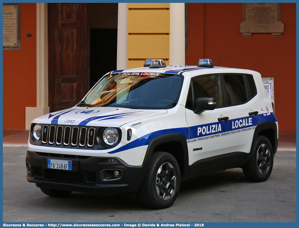 Polizia Locale YA248AF
Polizia Locale
Unione Comuni della Bassa Romagna
Jeep Renegade I serie
Allestitore Bertazzoni S.r.l.
Parole chiave: Polizia;Locale;Municipale;Bassa Romagna;Alfonsine;Bagnacavallo;Bagnara di Romagna;Conselice;Cotignola;Fusignano;Lugo;Massa Lombarda;Sant&#039;Agata sul Santerno;Sant Agata sul Santerno;Jeep;Renegade;Bertazzoni;YA248AF;YA 248 AF