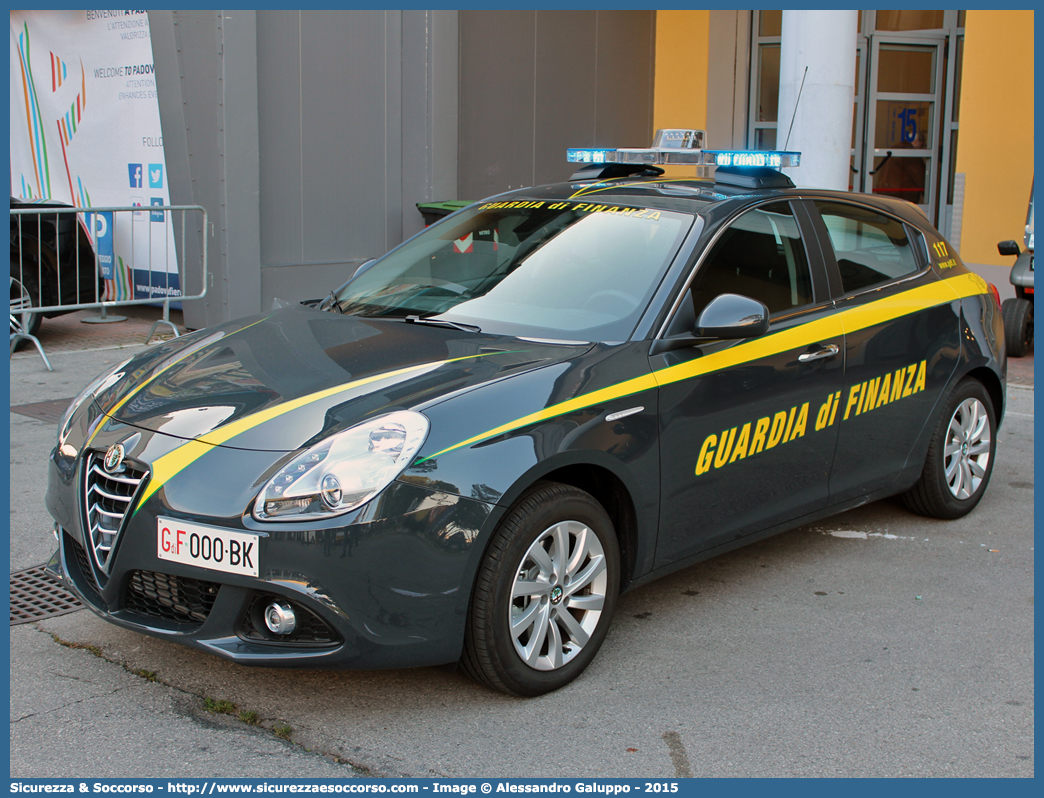 GdiF 000BK
Guardia di Finanza
Alfa Romeo Nuova Giulietta
I serie I restyling
(I fornitura)
Parole chiave: GdiF;GDF;GF;Guardia;Finanza;Alfa;Romeo;Nuova;Giulietta