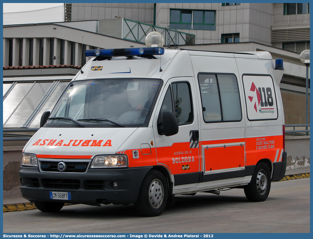 BO 0019
118 Bologna Soccorso
Fiat Ducato II serie restyling
Allestitore Vision S.r.l.
(variante)
Parole chiave: 118;Bologna;Soccorso;Ambulanza;Fiat;Ducato;Vision