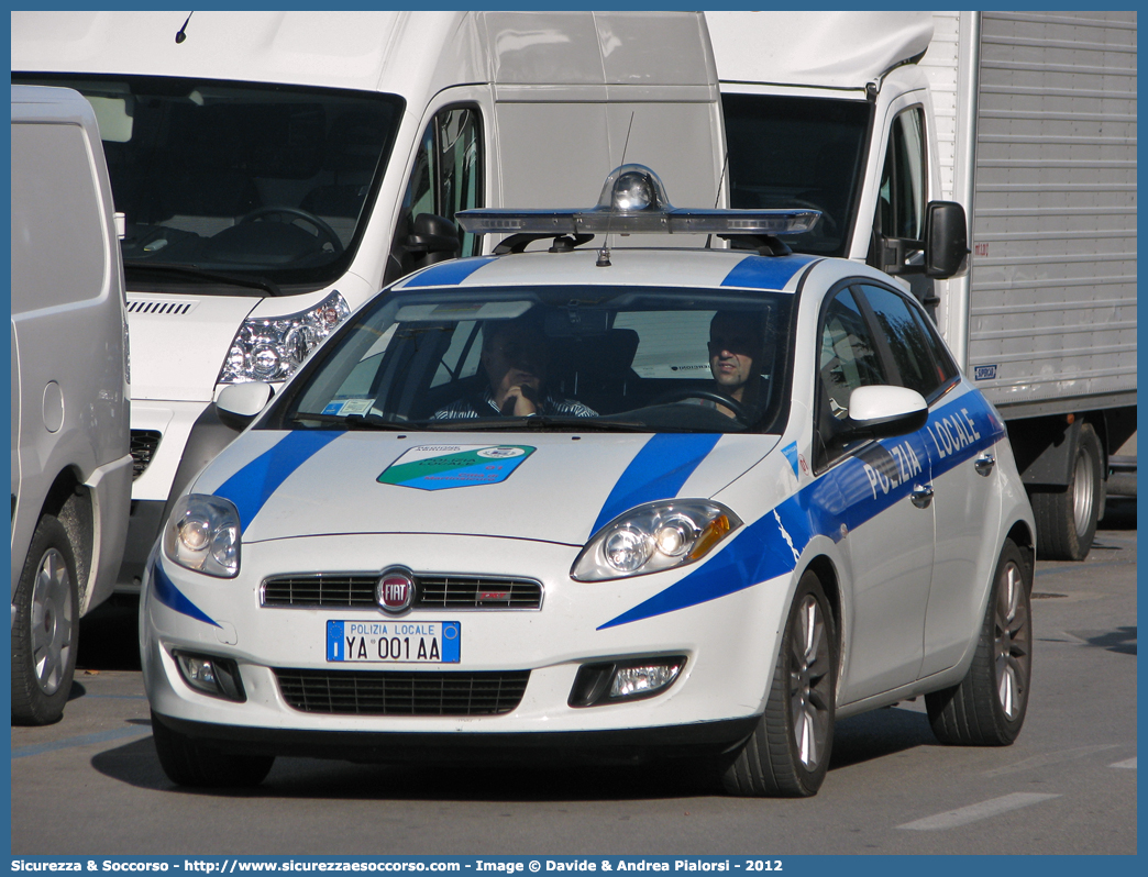 Polizia Locale YA001AA
Polizia Locale
Comune di Martinsicuro
Fiat Nuova Bravo
Parole chiave: Polizia;Locale;Municipale;Martinsicuro;Fiat;Nuova Bravo;YA001AA;YA 001 AA