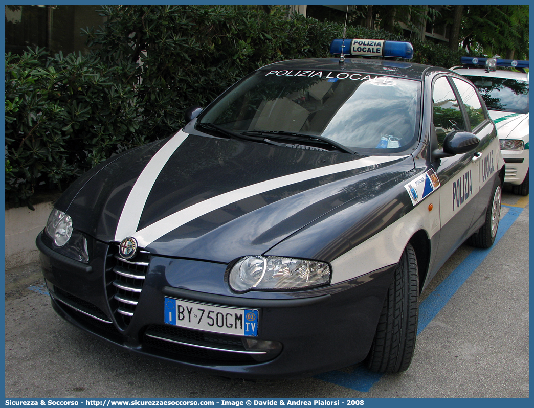 -
Polizia Locale
Comune di Roncade
Alfa Romeo 147 I serie
Parole chiave: PL;P.L.;PM;P.M.;Polizia;Locale;Municipale;Roncade;Alfa Romeo;147