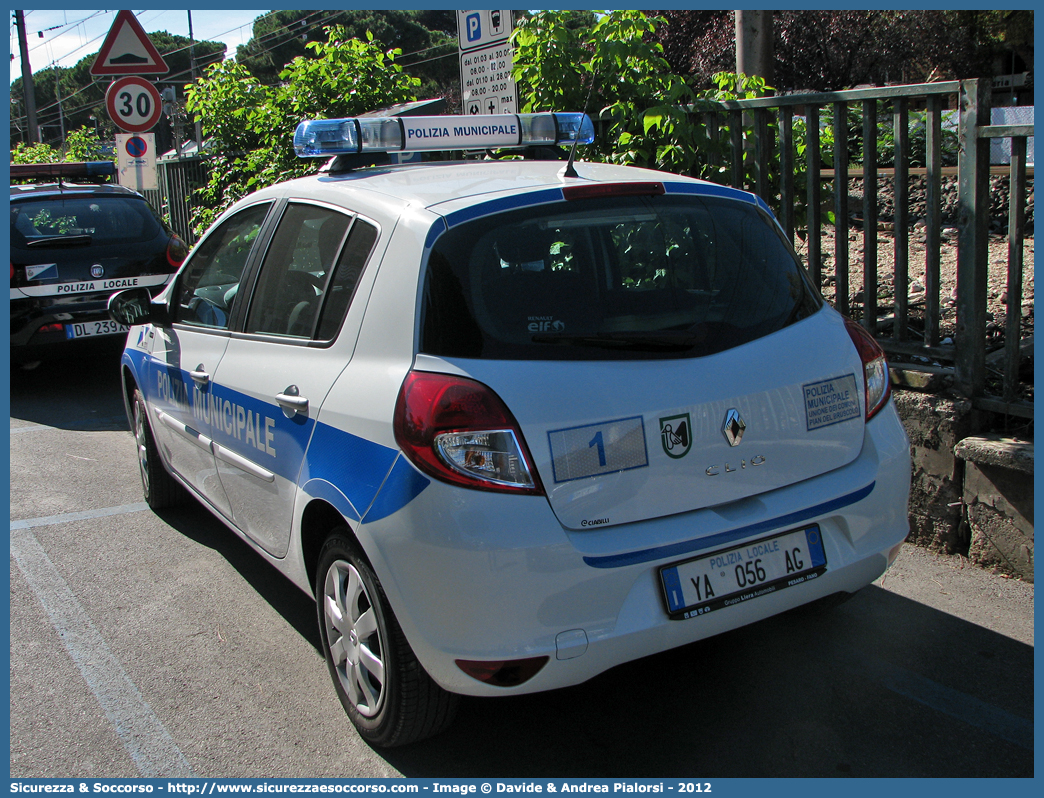 Polizia Locale YA056AG
Polizia Municipale
Unione Comuni Pian del Bruscolo
Renault Clio V serie
Allestitore Ciabilli S.r.l.
Parole chiave: Polizia;Locale;Municipale;Pian del Bruscolo;Colbordolo;Monteciccardo;Montelabbate;Sant'Angelo in Lizzola;Sant Angelo in Lizzola;Tavullia;Renault;Clio;Ciabilli;YA056AG;YA 056 AG