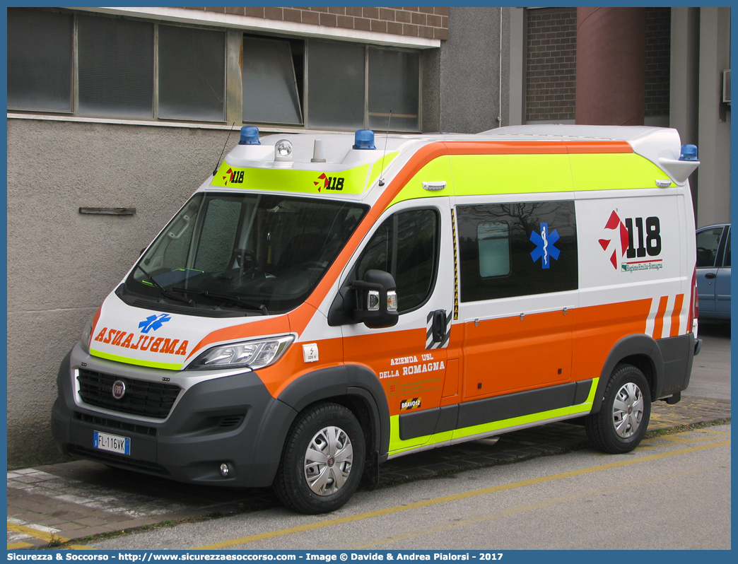 BRAVO 12
118 Romagna Soccorso
Ambito Territoriale di Rimini
Fiat Ducato III serie restyling
Allestitore Vision S.r.l.
Parole chiave: 118;Romagna;Soccorso;Rimini;Ambulanza;Autoambulanza;Fiat;Ducato;X290;X 290;Vision