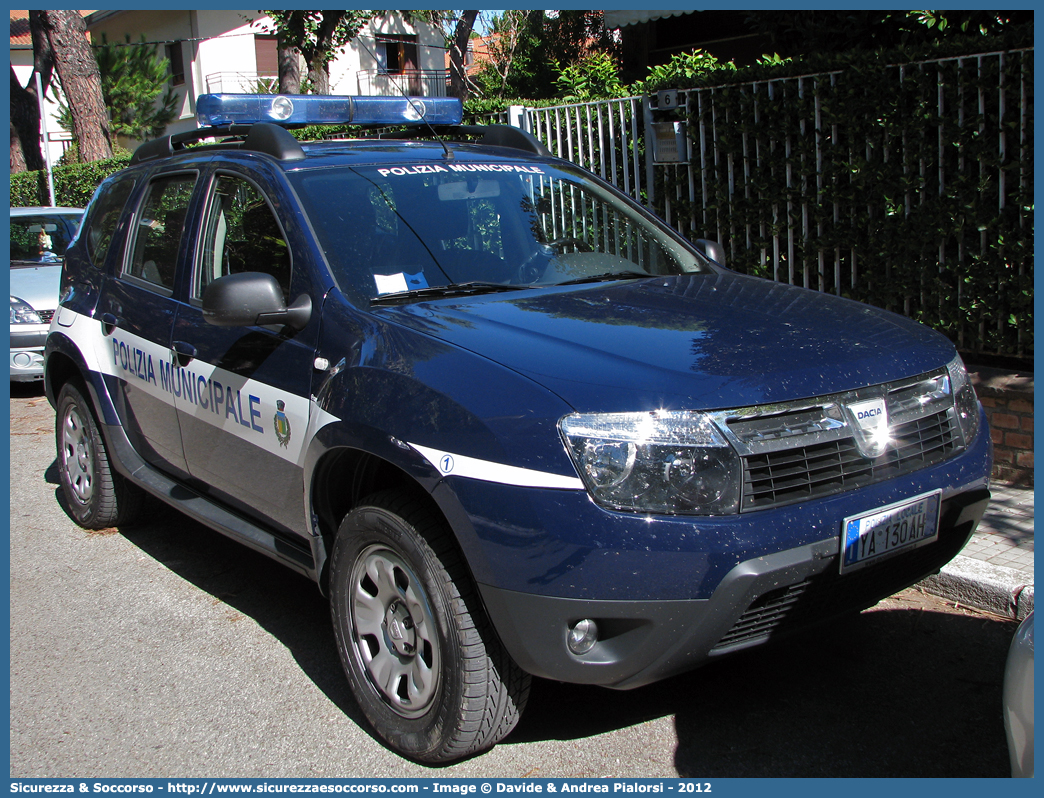 Polizia Locale YA130AH
Polizia Municipale
Comune di Statte
Dacia Duster
Allestitore Ciabilli S.r.l.
Parole chiave: Polizia;Locale;Municipale;Statte;Dacia;Duster;Ciabilli;YA130AH;YA 130 AH