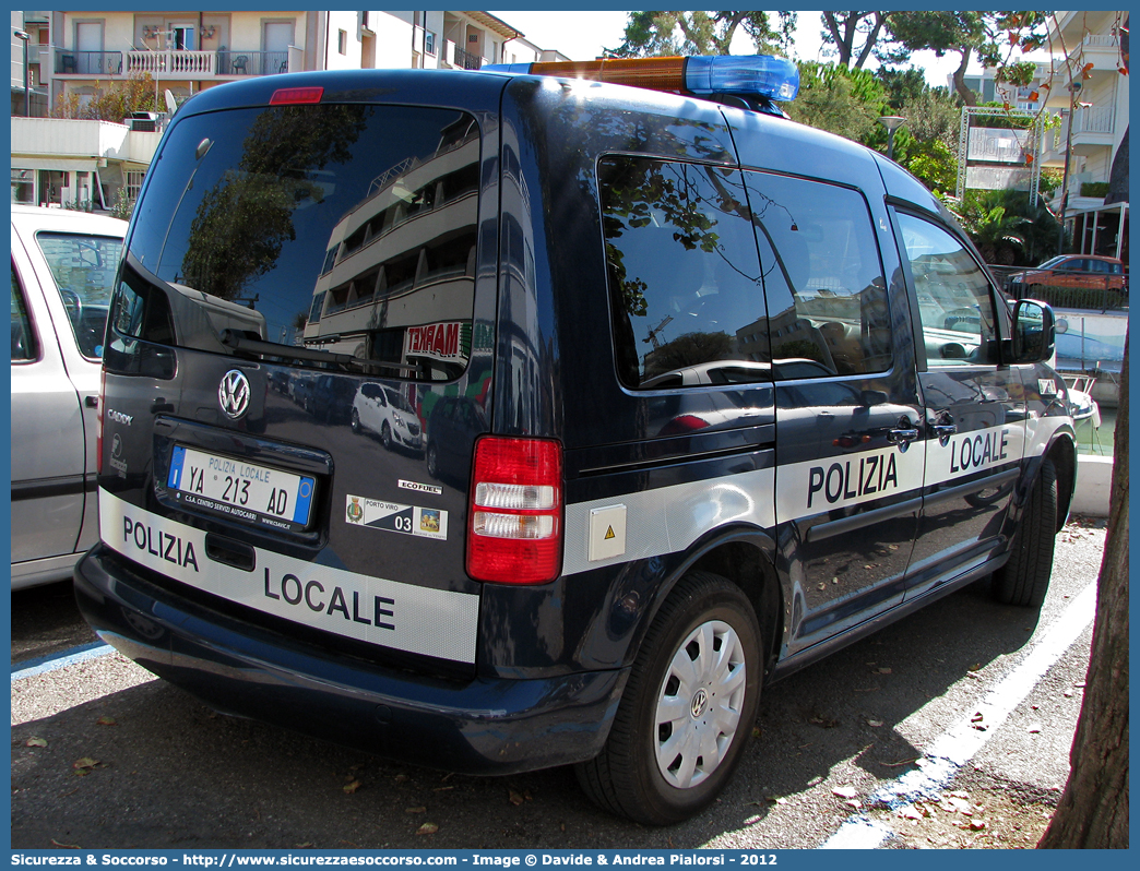 Polizia Locale YA213AD
Polizia Locale
Comune di Porto Viro
Volkswagen Caddy IV serie
Allestitore Focaccia Group S.r.l.
Parole chiave: Polizia;Locale;Municipale;Porto Viro;Volkswagen;Caddy;YA213AD;YA 213 AD;Focaccia