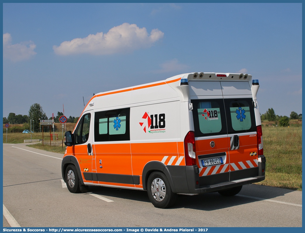 ECHO 02
118 Ferrara Soccorso
Fiat Ducato III serie restyling
Allestitore Aricar S.p.A.
Parole chiave: 118;Ferrara;Soccorso;Ambulanza;Autoambulanza;Fiat;Ducato;X290;X 290;Aricar