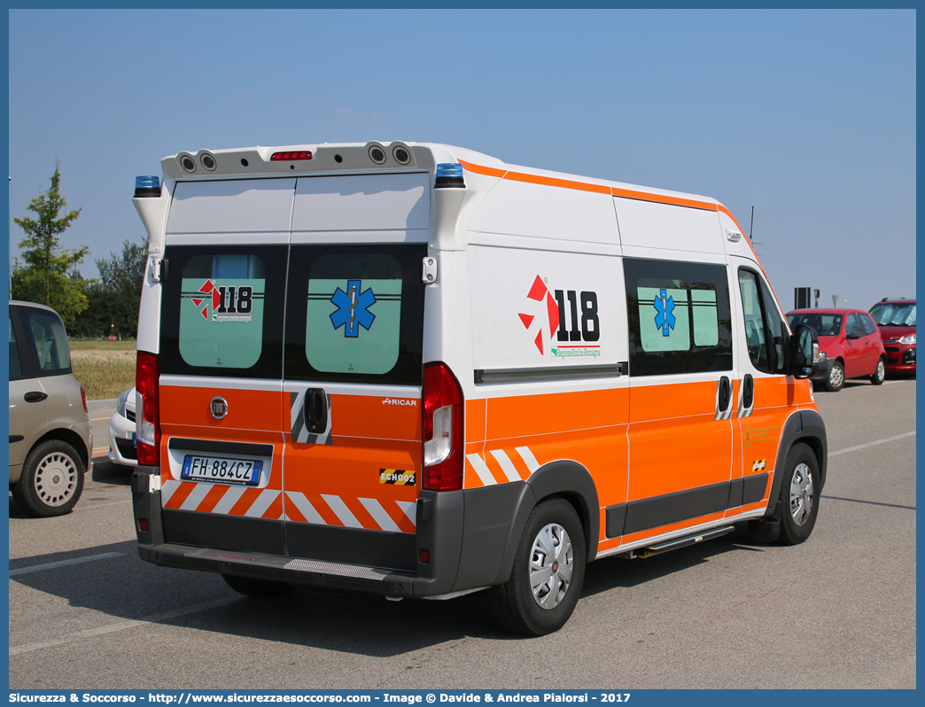 ECHO 02
118 Ferrara Soccorso
Fiat Ducato III serie restyling
Allestitore Aricar S.p.A.
Parole chiave: 118;Ferrara;Soccorso;Ambulanza;Autoambulanza;Fiat;Ducato;X290;X 290;Aricar