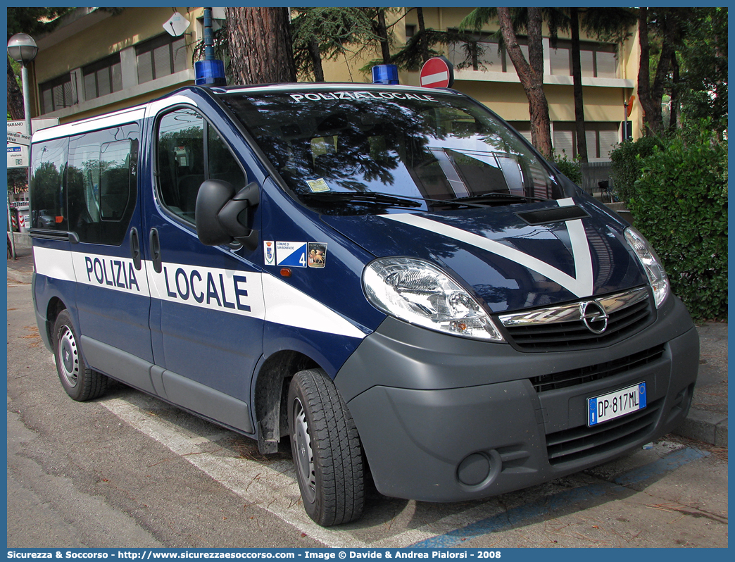 -
Polizia Locale
Comune di San Bonifacio
Opel Vivaro I serie
Allestitore Focaccia Group S.r.l.
Parole chiave: PL;P.L.;PM;P.M.;Polizia;Locale;Municipale;San Bonifacio;Opel;Vivaro;Focaccia