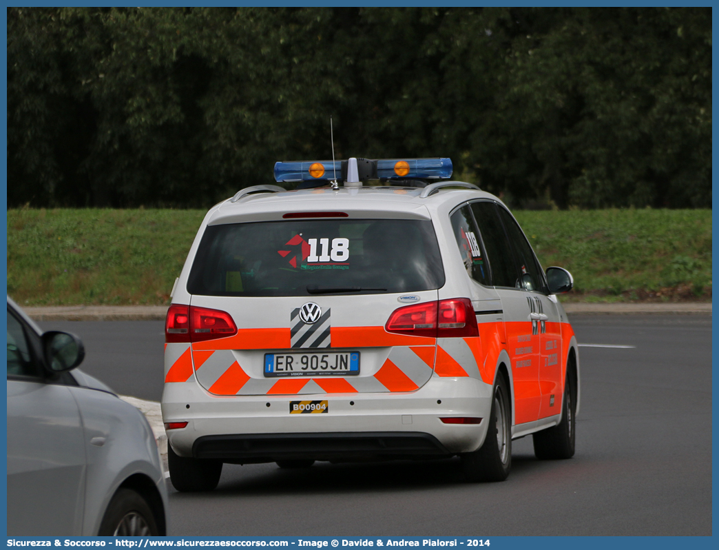 BO 0904
118 Bologna Soccorso
Volkswagen Sharan IV serie
Allestitore Vision S.r.l.
Parole chiave: 118;Bologna;Soccorso;Automedica;Automedicalizzata;Auto Medica;Auto Medicalizzata;Volkswagen;Sharan;Vision