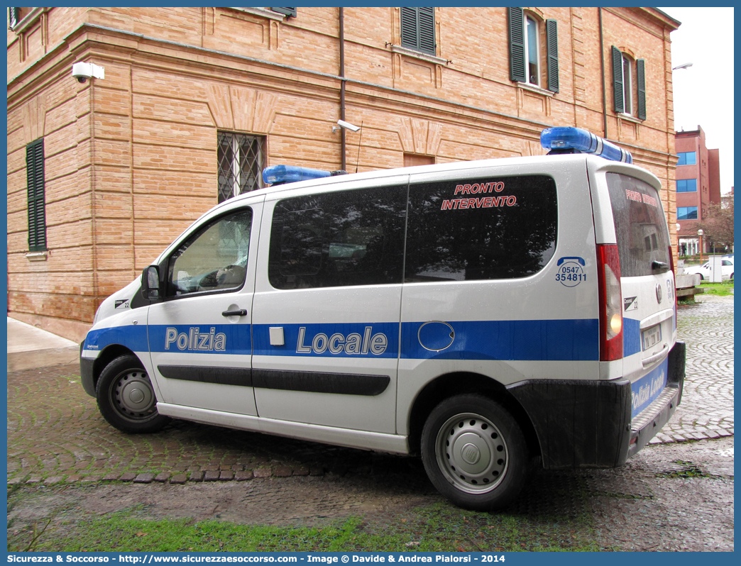 Polizia Locale YA220AD
Polizia Locale
Comune di Cesena
Fiat Scudo IV serie
Allestitore Bertazzoni S.r.l.
Parole chiave: Polizia;Locale;Municipale;Cesena;Fiat;Scudo;Bertazzoni;YA220AD;YA 220 AD