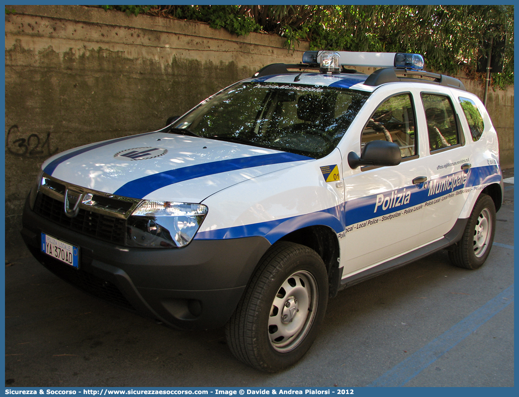 Polizia Locale YA370AD
Polizia Municipale
Comune di Novafeltria
Dacia Duster
Allestitore Focaccia Group S.r.l.
(variante)
Parole chiave: Polizia;Municipale;Locale;Novafeltria;Dacia;Duster;Focaccia;YA370AD;YA 370 AD