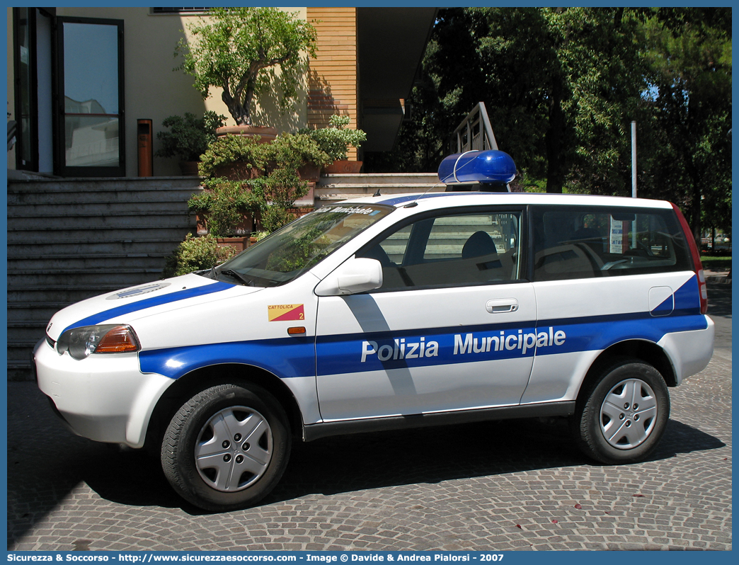 -
Polizia Municipale
Comune di Cattolica
Honda HR-V I serie
Parole chiave: Polizia;Locale;Municipale;Cattolica;Honda;HRV;HR-V;H-RV