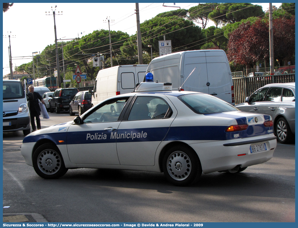 -
Polizia Municipale
Comune di Cento
Alfa Romeo 156 I serie
Parole chiave: Polizia;Locale;Municipale;Cento;Alfa Romeo;156