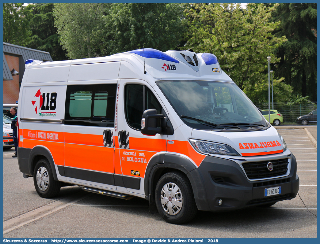 BO 1050
118 Bologna Soccorso
Fiat Ducato III serie restyling
Allestitore Vision S.r.l.
Parole chiave: 118;Bologna;Soccorso;Ambulanza;Autoambulanza;Fiat;Ducato;X290;X 290;Vision