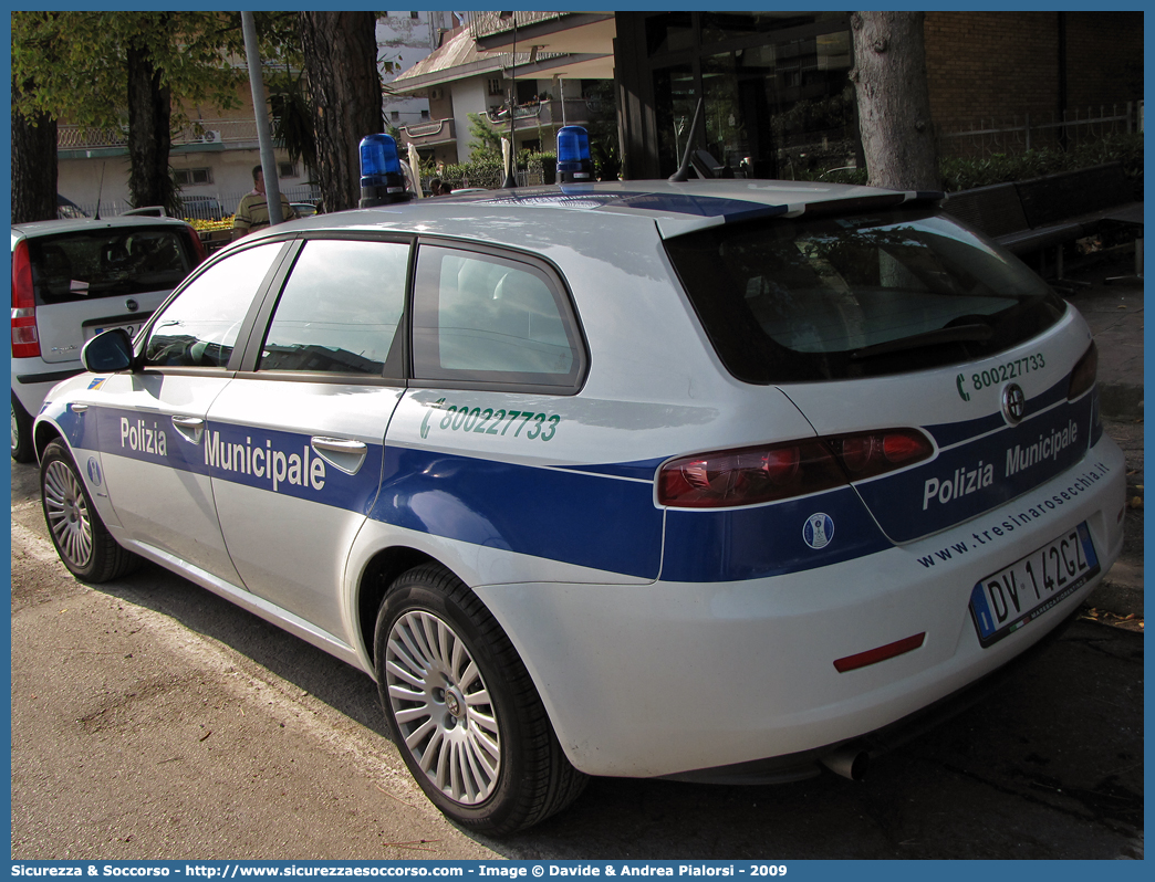 -
Polizia Municipale
Unione Comuni Tresinaro Secchia
Alfa Romeo 159 Sportwagon
Allestitore Olmedo S.p.A.
Parole chiave: Polizia;Locale;Municipale;Tresinaro Secchia;Casalgrande;Castellarano;Rubiera;Scandiano;Alfa Romeo;159;Sportwagon;Sport Wagon;S.W.;SW;Olmedo