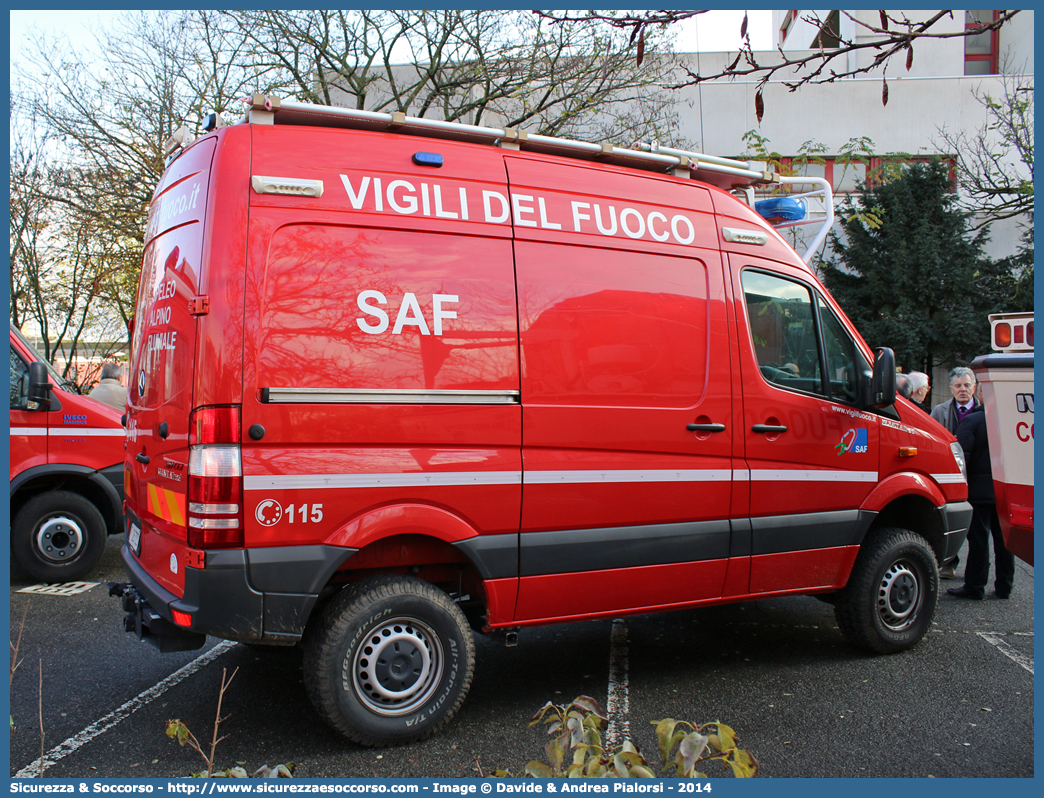 VF 26733
Corpo Nazionale Vigili del Fuoco
Nucleo Speleo Alpino Fluviale
Mercedes Benz Sprinter 319 4x4 II serie
Allestitore Baggio e De Sordi S.r.l.
Parole chiave: Corpo;Nazionale;Vigili del Fuoco;Vigili;Fuoco;Mercedes Benz;Sprinter;319;SAF;S.A.F.;Speleo;Alpino;Fluviale;Baggio;De Sordi