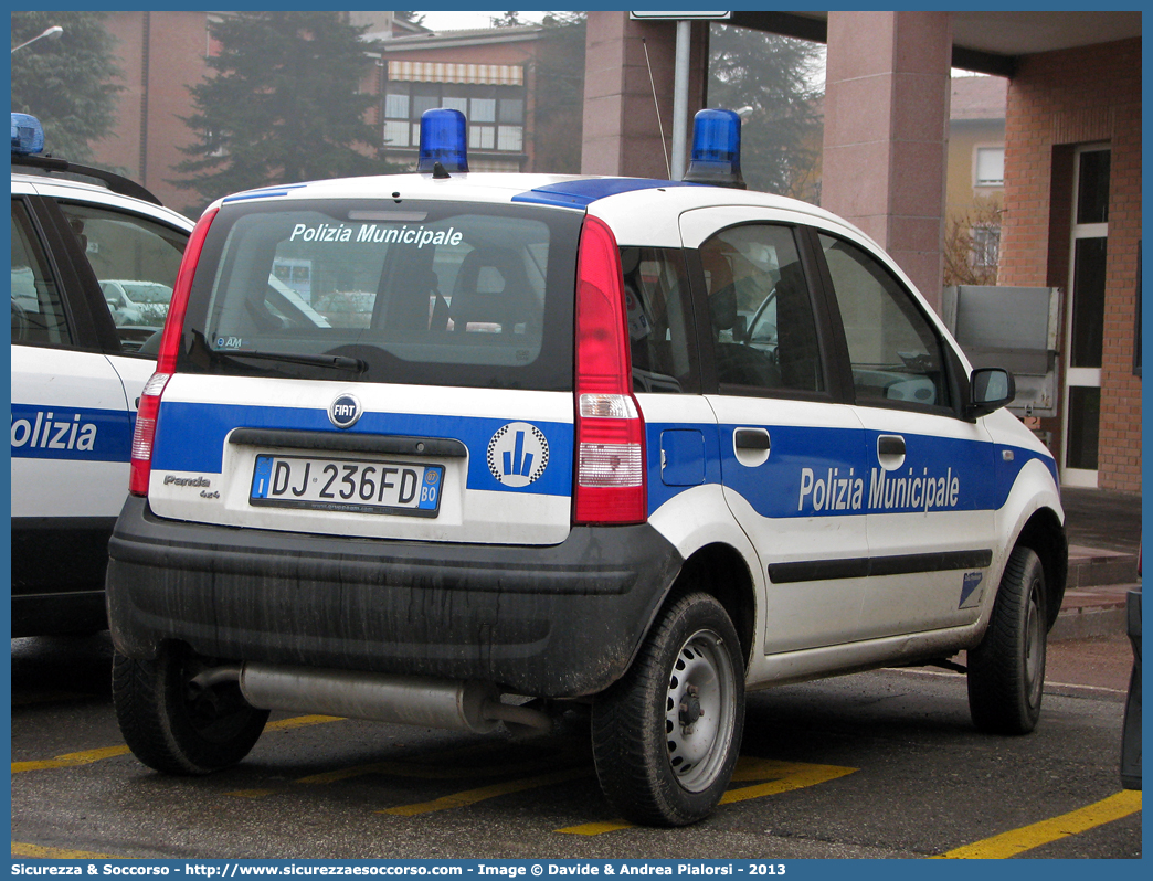 -
Polizia Municipale
Comune di Zola Predosa
Fiat Nuova Panda 4x4 I serie
Parole chiave: Polizia;Locale;Municipale;Zola Predosa;Fiat;Nuova Panda;4x4