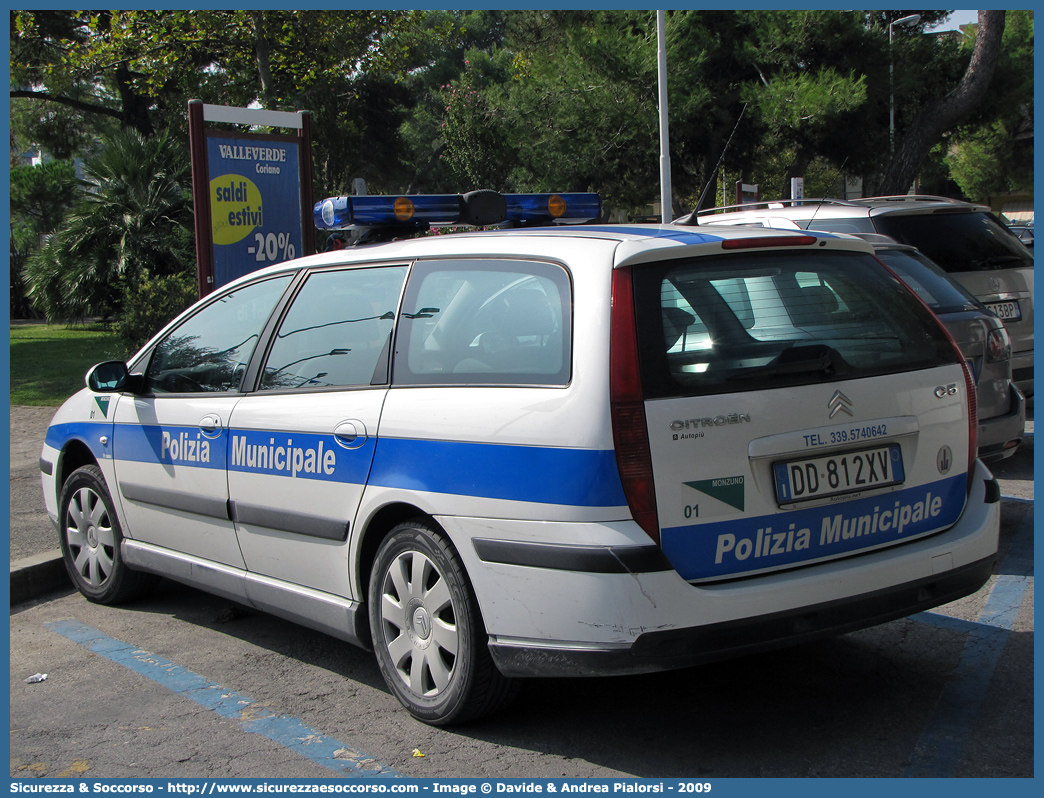 -
Polizia Municipale
Comune di Monzuno
Citroen C5 Break I serie restyling
Allestitore Ciabilli S.r.l.
Parole chiave: Polizia;Locale;Municipale;Monzuno;Citroen;C5;C 5;Break;Station;Wagon;Ciabilli