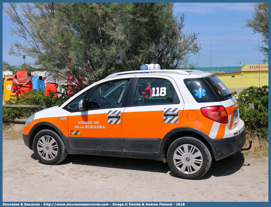 RA 39
118 Romagna Soccorso
Ambito Territoriale di Ravenna
Fiat Sedici II serie
Allestitore Vision S.r.l.
(variante)
Parole chiave: 118;Romagna;Ravenna;Soccorso;Fiat;Sedici;Vision