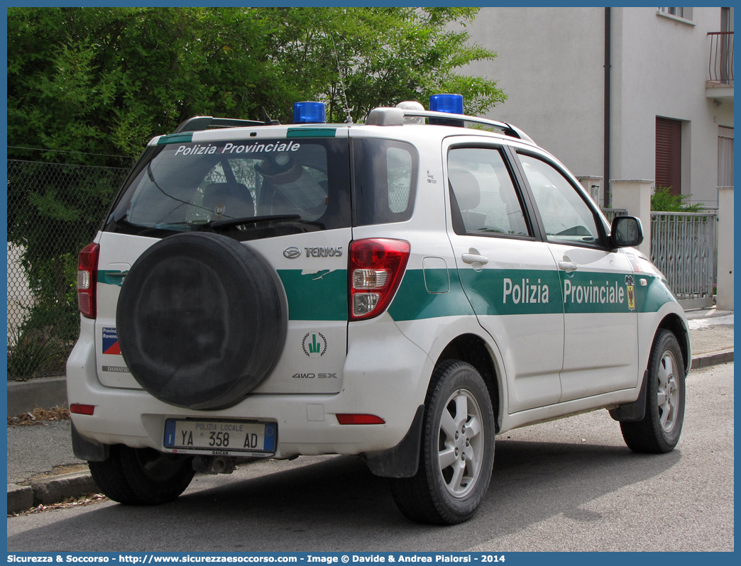 Polizia Locale YA358AD
Polizia Provinciale
Provincia di Ravenna
Daihatsu Terios III serie
Allestitore Focaccia Group S.r.l.
Parole chiave: Polizia;Locale;Provinciale;Ravenna;Daihatsu;Terios;YA358AD;YA 358 AD;Focaccia