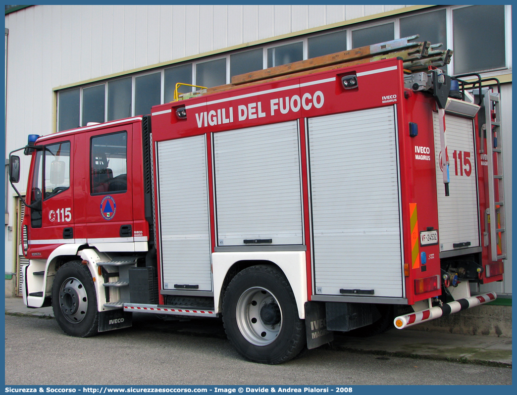 VF 24532
Corpo Nazionale Vigili del Fuoco
Iveco Magirus EuroCargo
120E24 II serie "SuperCity"
Parole chiave: VVF;V.V.F.;Corpo;Nazionale;Vigili;del;Fuoco;AutoPompaSerbatoio;APS;A.P.S.;Iveco;Magirus;EuroCargo;SuperCity;120E24