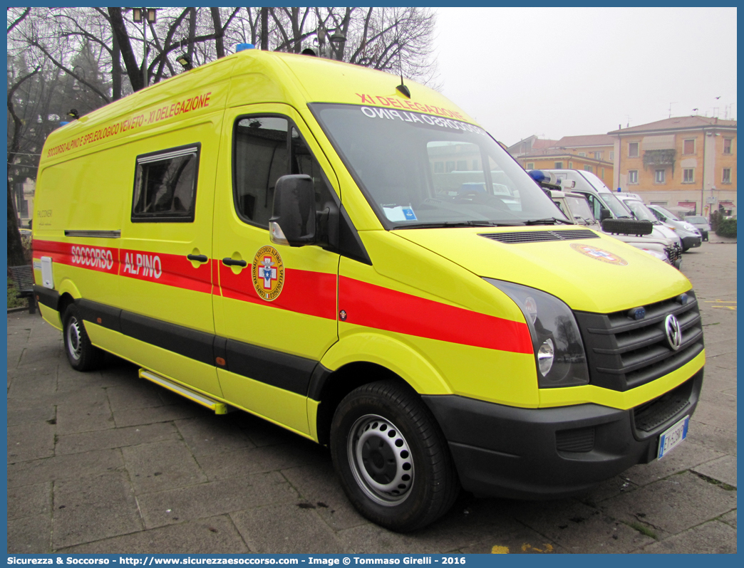 -
Corpo Nazionale
Soccorso Alpino e Speleologico
Delegazione Alpina
XI Prealpi Venete
Volkswagen Crafter
Parole chiave: CNSAS;C.N.S.A.S.;Corpo;Nazionale;Soccorso;Alpino;Speleologico;Veneto;SASV;S.A.S.V.;Volkswagen;Crafter